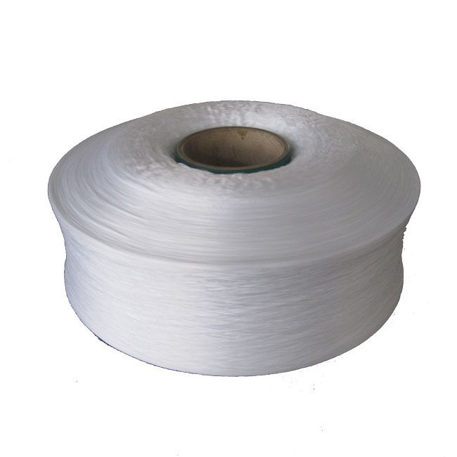 White Anti-UV 900D PP Hollow Yarn for Straps , High Tenacity Polypropylene Yarn